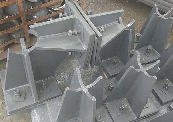 荥阳煤棚网架双向支座